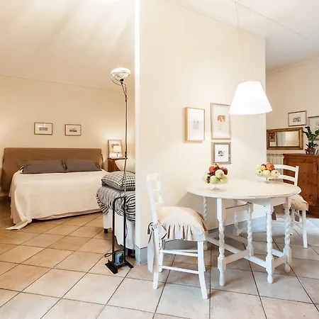 Bed & Breakfast Francesco Redi *