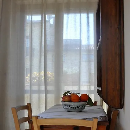 Couette-café Francesco Redi 4*